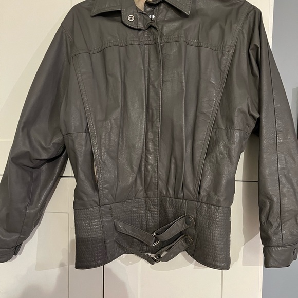 Ladies leather bomber jacket - Picture 1 of 3